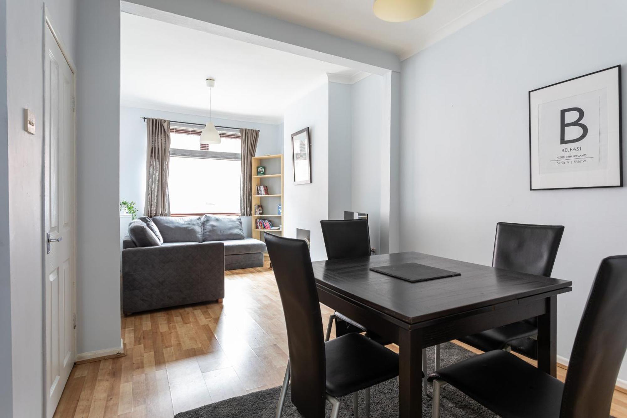 Belfast City - 3 Bedroom Cosy Home - Walking Distance To City Extérieur photo